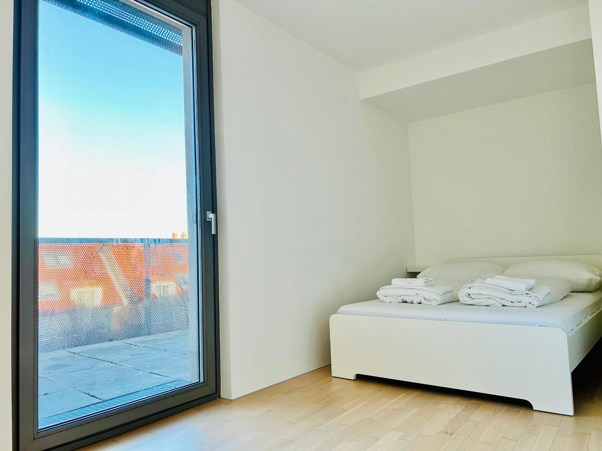 Premium 4 Bedroom Penthouse - Free Parking * Wien
