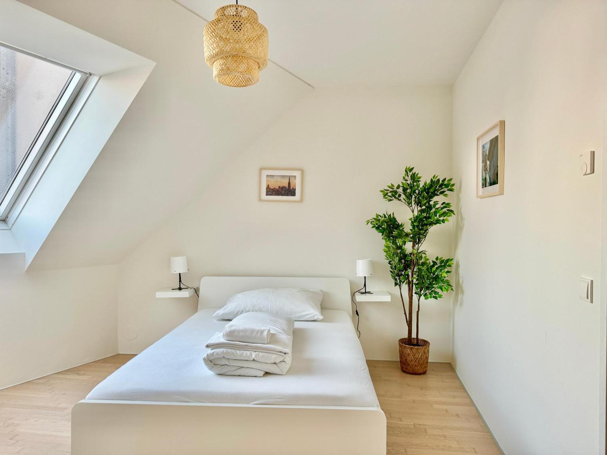 Premium 4 Bedroom Penthouse - Free Parking Apartment Wien